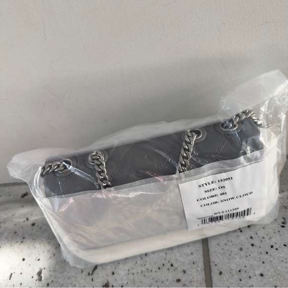 ‼️Still in a original package ‼️ NWT Tory Burch Willa Shine Small should bag - Picture 8 of 8